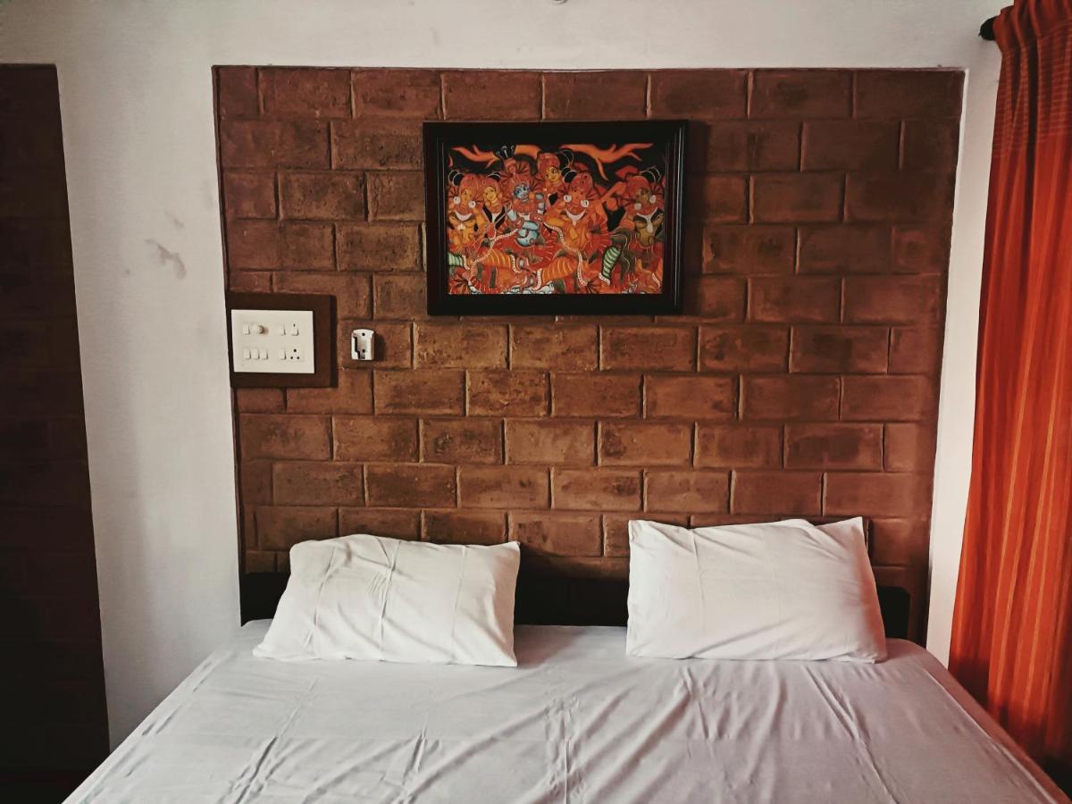 Gouri'S Homestay バルカラ エクステリア 写真