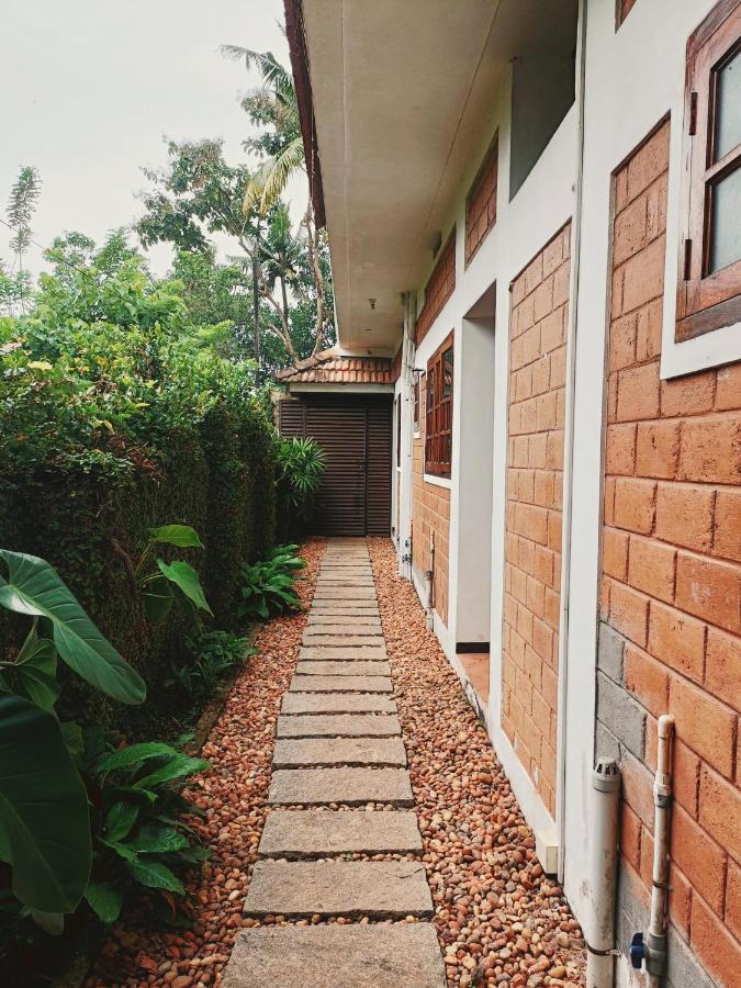 Gouri'S Homestay バルカラ エクステリア 写真